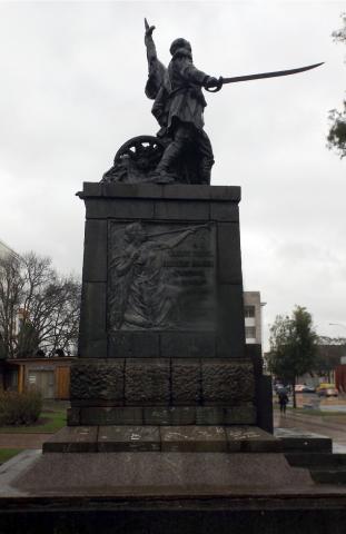 Imagen del monumento Eleuterio Ramirez
