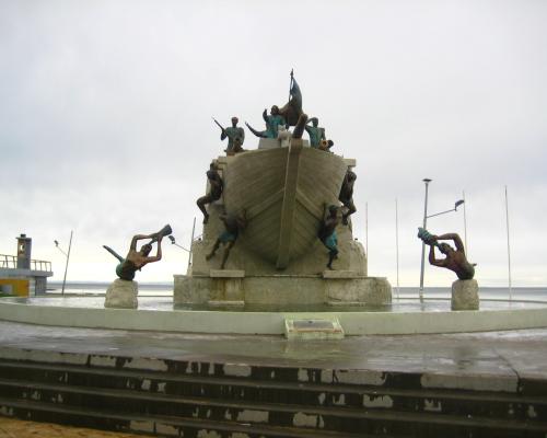 Imagen del monumento Momumento TripuLantes Goleta Ancud