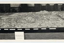 [Maqueta : vista panorámica de la ciudad de Santiago]