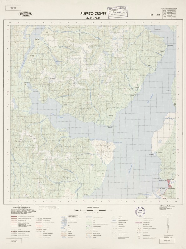 Puerto Cisnes 4430 - 7240 [material cartográfico] : Instituto Geográfico Militar de Chile.