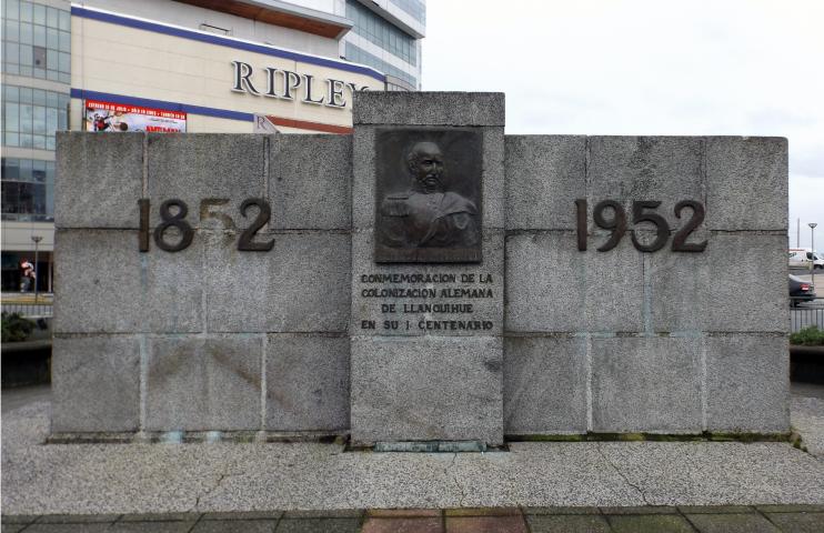 Imagen del monumento Bernard E. Philippi