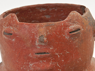 Jarro perteneciente al sitio arqueológico Estadio Fiscal de Ovalle.