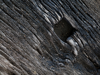 Cavidad cuadrangular en la superficie de canoa monóxila