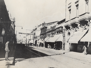 Casa editora desconocida, Tranvías calle Comercio