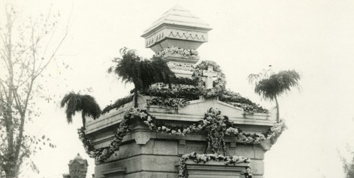 Mausoleo, Cementerio de Talca