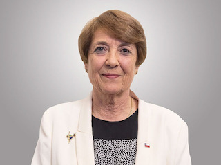 Consuelo Valdés Chadwick es la nueva secretaria de la cartera.