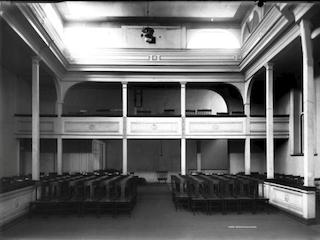 Instituto Comercial. Hall principal, Palacio Lyon