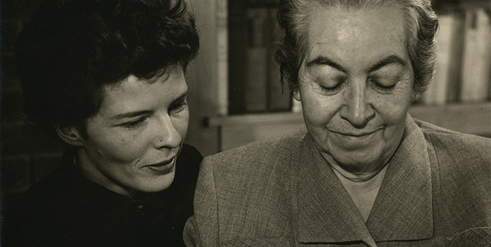 Retrato Gabriela Mistral y Doris Dana, sin fecha