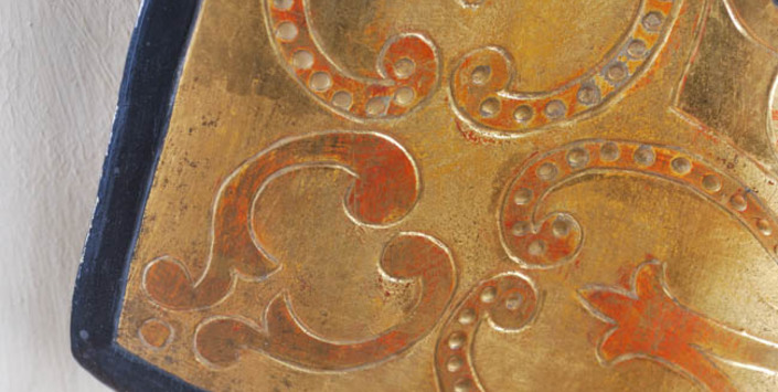 Detalle dorado vestiduras