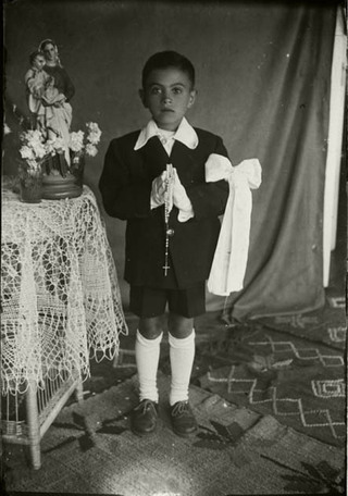 Niño en su primera comunión