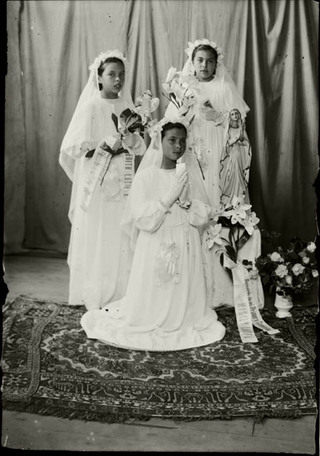 Niñas en su primera comunión