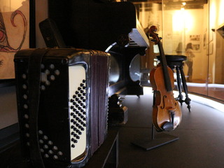 Vitrina Música y Cultura Popular.