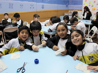 Estudiantes en la Sala Didáctica