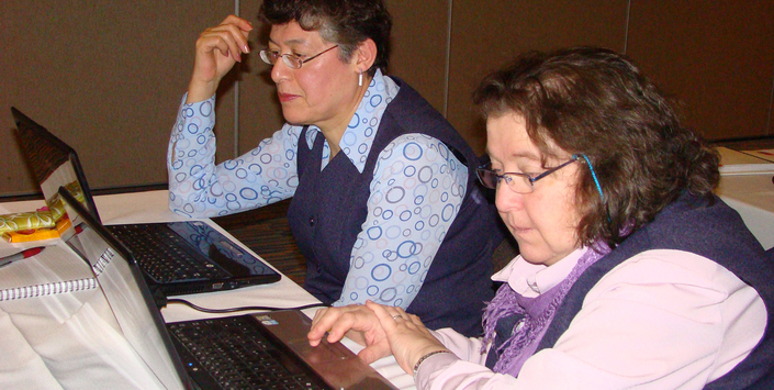 Funcionarios en la capacitación