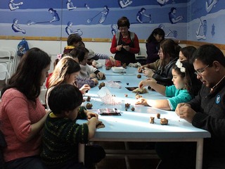 Taller de Miniatura en greda con María Zavala