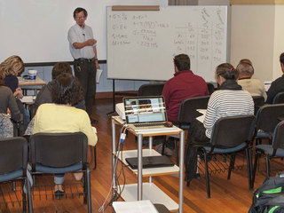 El Dr. Wei durante el Taller (Archivo CNCR, Roubillard, M. 2017)