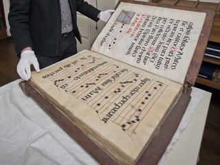 Biblioteca Patrimonial Recoleta Dominica