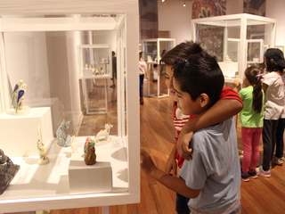 Visita guiada a la exposición Cerámica de Lota