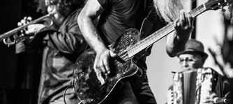 Músicos tocando en el Festival Chile Jazz