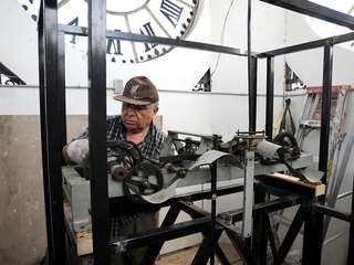 Juan Robles, relojero