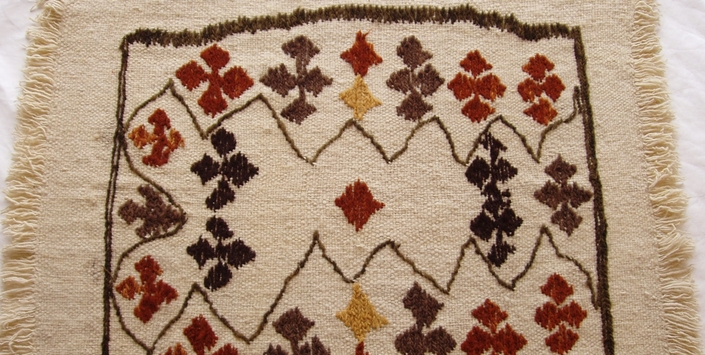 Tapete tejido a telar