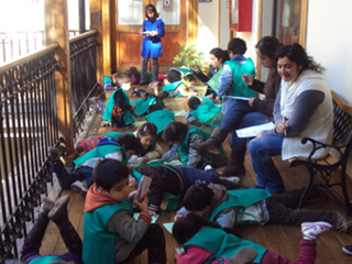 Niños y niñas en un taller de patrimonio, 2012