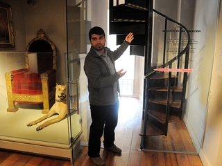 En la entrada a la Torre, Jorge, practicante 2014