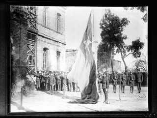 Iconos y emblemas de la patria en actos y ceremonias