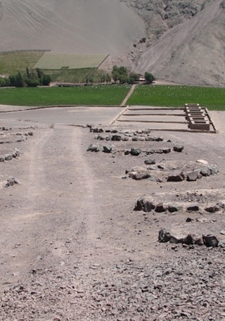 Vista del centro metalurgista incaico Viña del cerro en el valle de Copiapó.