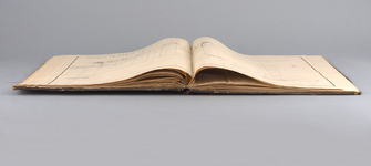 Libro abierto antes del tratamiento