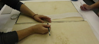 Proceso de adhesión de plano en la encuadernación