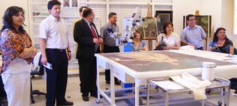 Visitantes de la Dibam. Benavente, A. 2012