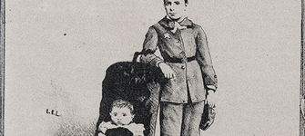 Huérfanos del sargento Aldea y Arturo Prat