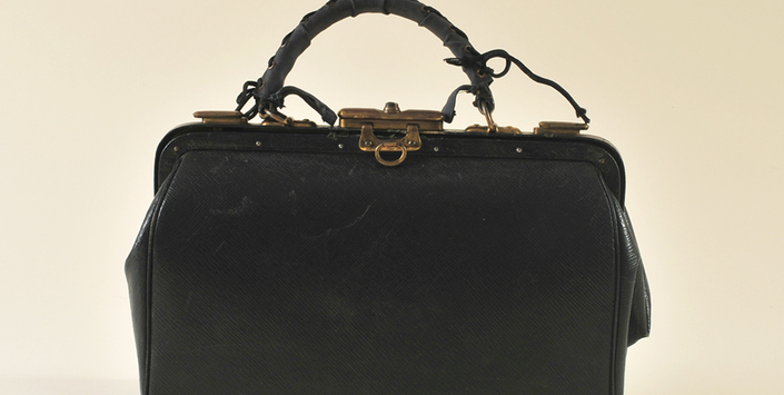 Bolso de Victoria Subercaseaux