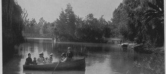 Laguna del Parque Cousiño